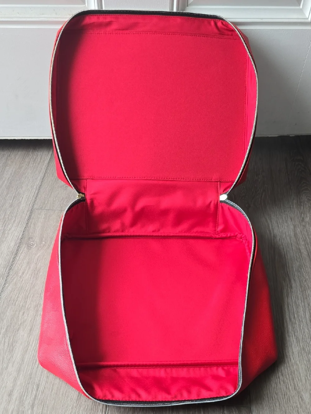 Estée Lauder Red Cosmetic Case Playing Card Red Embossed Card Suit Tote Bag